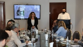 IBM yaratıcılığı ve verimliliği artırma yolunda Generative AI ile yeni iş yapış biçimlerini konu alan bir basın toplantısı gerçekleştirdi