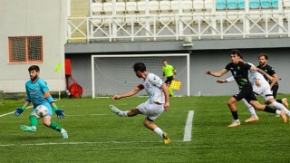Nilüfer Altınovaya gol yağdırdı