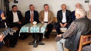 Başkan Büyükakın, Gebze çarşıda bulunan 1218. sokak ile 1102. sokakta esnaf ve vatandaşlarla buluştu