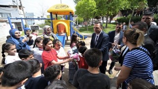 Bayram oyuncaklarla başladı