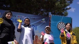 Bilgehane Öğrencileri 23 Nisanı Uçurtma Şenliğiyle Kutladı