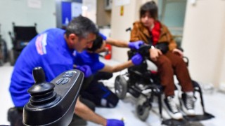 Büyükşehirden apos;engelsiz yaşam için yol yardım desteği