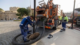 Çeşmede turizm sezonu öncesi altyapı atağı