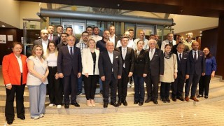 “Dünya da ürüne talep kalmadı, bedavaya versekte alan yok”