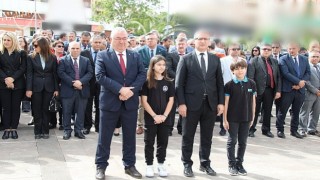 Edremitte 23 Nisan törenlerle kutlandı