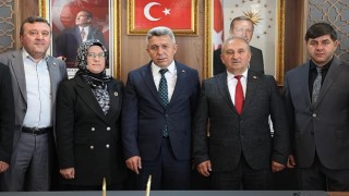 Göreve gelmesinin ardından ziyaretçilerini kabul etmeye devam eden Kandıra Belediye Başkanı Erol Ölmez, Kandırada görev yapan muhtarlarla kahvaltı programında bir araya geldi