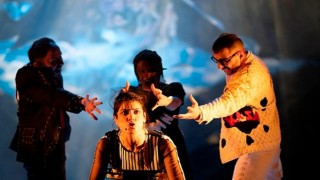 Nilüfer Kent Tiyatrosu yeni oyunla izleyici karşısında