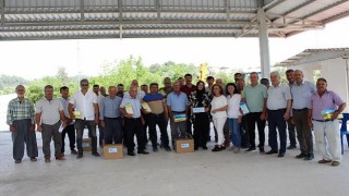 Antalya Büyükşehir Belediyesi Manavgat çiftçisinin yanında