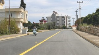 Antalya Büyükşehir Belediyesi yolları güvenli hale getiriyor