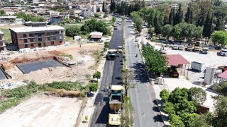 Aydın Büyükşehir Belediyesi, kent genelinde vatandaşlar için daha güvenli ve konforlu yollar oluşturmaya devam ediyor