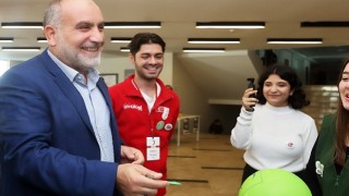 Başkan İbrahim Sandıkçı: “Gençlerimizin KPSS ücretlerini karşılıyoruz”