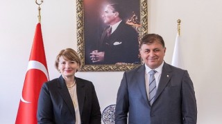 Başkan Tugay Birleşik Krallık Türkiye Büyükelçisini ağırladı