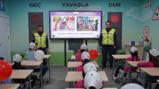 Çocuklar trafik konusunda bilinçleniyor