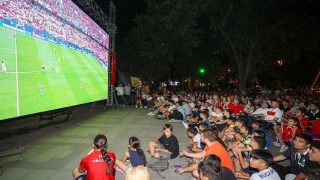 Buca millî takım için tek yürek oldu