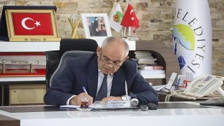 Yahyalı Belediye Başkanı Esat Öztürk, belediye başkan yardımcıları, birim müdür ve amirleriyle değerlendirme toplantısı yaptı