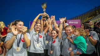 Gaziemirin amazonları yeniden Süper Lig de