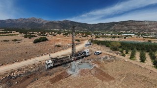 Kırsal mahallelerin içme suyu sorunları çözülüyor