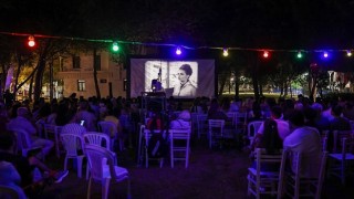 Yeşilçam Festivalinde yıldızlar altında sinema keyfi