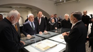 Darülmülkte İlmin Yansımaları: ”Anadoluda Kuran ve Bilgelik İzleri Yazma Eserler Sergisi” Açıldı