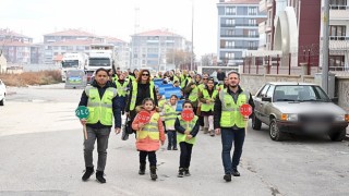 Konya Büyükşehir Öğrencilerin Okula Güvenle Gitmesi İçin “Yayabüs” Projesini Başlattı