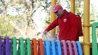 Menderes te Parklar Dezenfekte Edildi
