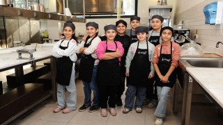 EÇEVli çocuklar Cordelion MSM mutfağında