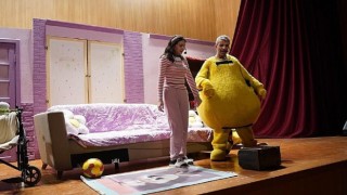 İnegöl Belediyesi Şehir Tiyatrosu Komşu İlçelerde Sanatseverlerle Buluşuyor