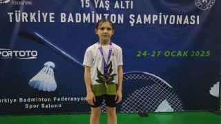 Osmangazili genç badmintoncudan gururlandıran başarı