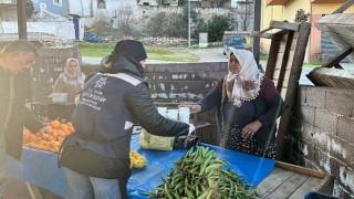 Başkan Çerçioğlu Soğuk Havalarda Vatandaşların ve Pazarcı Esnaflarının Yanında Olmaya Devam Ediyor