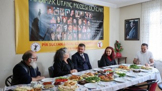 Başkan Görkem Dumandan Pir Sultan Abdal Kültür Derneğine ziyaret: “Her zaman gönül birliğine hazırız”