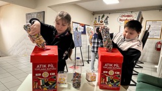 Büyükşehir, atık pillerin çevreye verdiği zararı gençlere anlattı; Atık pillerinizi çöpe atmayın