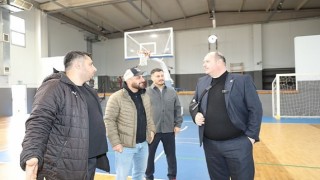 Gümüldür Spor Salonu Yenilendi