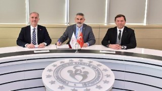 İnegölün Yeni Havuzu İçin İmzalar Atıldı