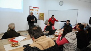 Karşıyakanın Mahalle Afet Gönüllüleri eğitime başladı