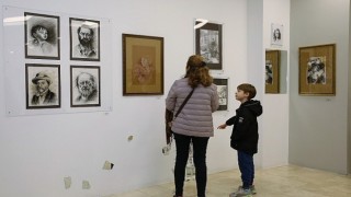 Küçükçekmece Belediyesi Güzel Sanatlar Akademisi Öğrencilerinden “Yansıma” Sergisi