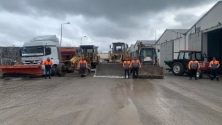 Lüleburgaz Belediyesi ekipleri kar yağışına hazır