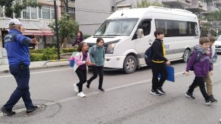 Okul giriş ve çıkışları zabıta ile daha güvenli