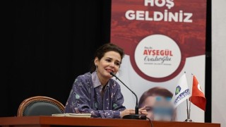 Pelin Batu: Işıkla ve Bilimle Birbirimize El Vermemiz Çok Önemli