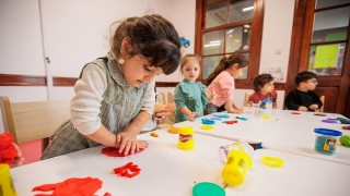 Ayla Ökmen Mutlu Çocuklar Oyun Evinden yeni hizmet