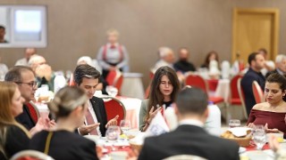 Başkan Denizli, 18 Mart Şehitleri Anma Günü ve Çanakkale Zaferinin 110. yıl dönümünde şehit aileleri ve gaziler ile bir araya geldi  