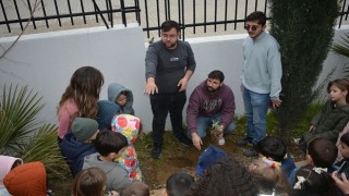Egeli genç ziraatçılar, miniklere ata tohumlarının önemini anlattı