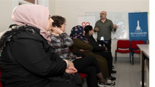 İzmirli anneler madde bağımlılığına karşı bilinçleniyor