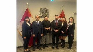 Kanadalı lise öğrencileri Kültürlerarası Öğrenci Değişim Programı ile ilk kez Türkiyeye geliyor