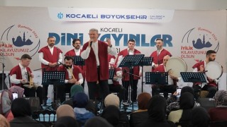 Kulakların da gönüllerin de pasını sildiler  