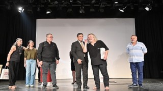 Manisada Dünya Tiyatrolar Günü Coşkusu