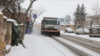 Nevşehir Belediyesi Karla Mücadele Çalışmaları Aralıksız Sürüyor
