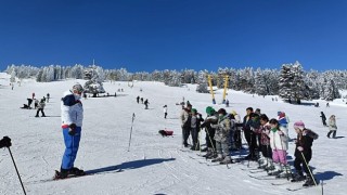 Osmangazili çocukların kayak yapma mutluluğu