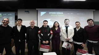 Türk futbolunun geleceği ve spor medyasının dönüşümü Sporun İçinden Medya Zirvesinde masaya yatırıldı