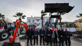 Urla Belediyesi öz kaynakları ile filosunu büyüttü