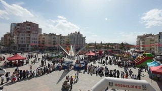 23 Nisanda çocuklar doyasıya eğlendi